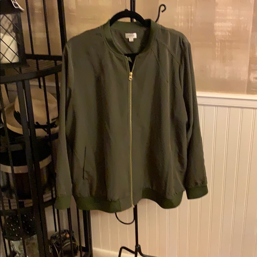 Silky bomber jacket